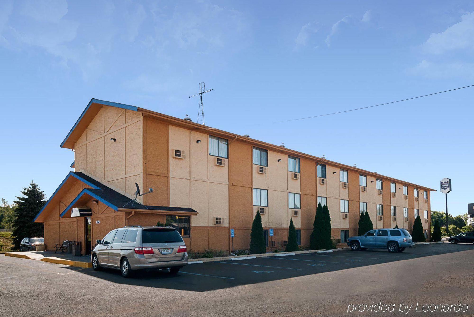 Hotel Super 8 By Wyndham Benton Harbor St Joseph Exterior foto